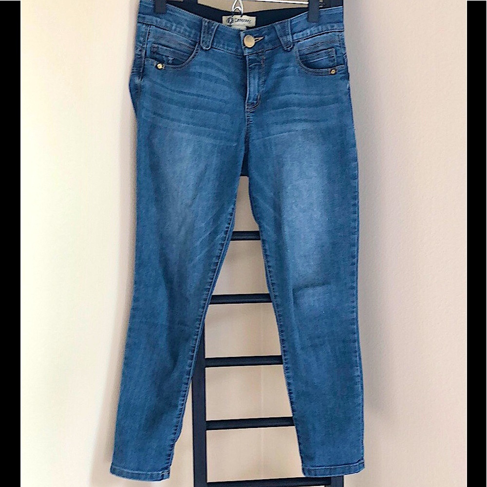 Democracy “Ab”solution Jeans